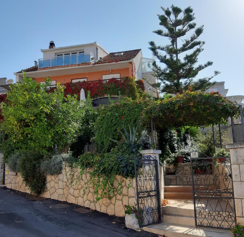 Villa Tania Хвар Екстер'єр фото