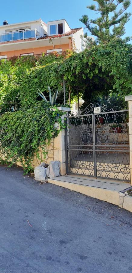 Villa Tania Хвар Екстер'єр фото