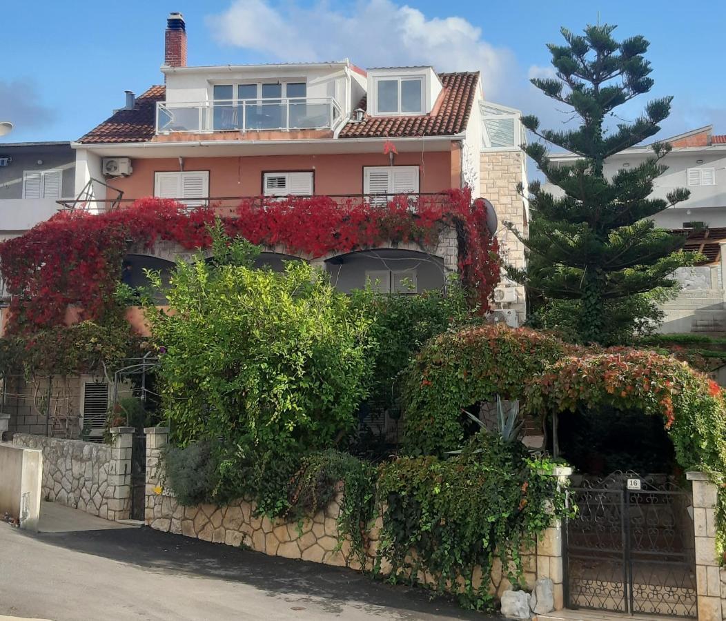 Villa Tania Хвар Екстер'єр фото